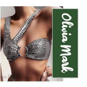 Olivia Mark – Elegant Silver Split Swimsuit Top